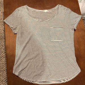 Black and White Stripe Pocket tee